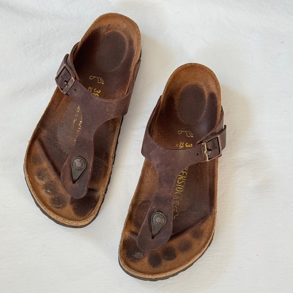 Birkenstock Gizeh Oiled Leather Sandals, Habana brown, unisex size 36